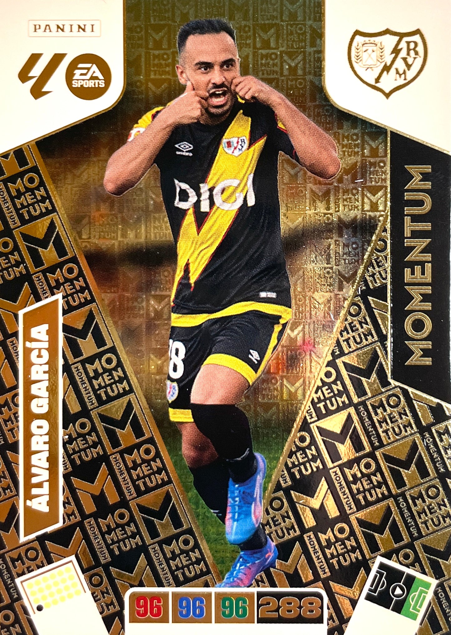 Álvaro García Momentum (MOM5) - Adrenalyn XL LaLiga 2025/2026