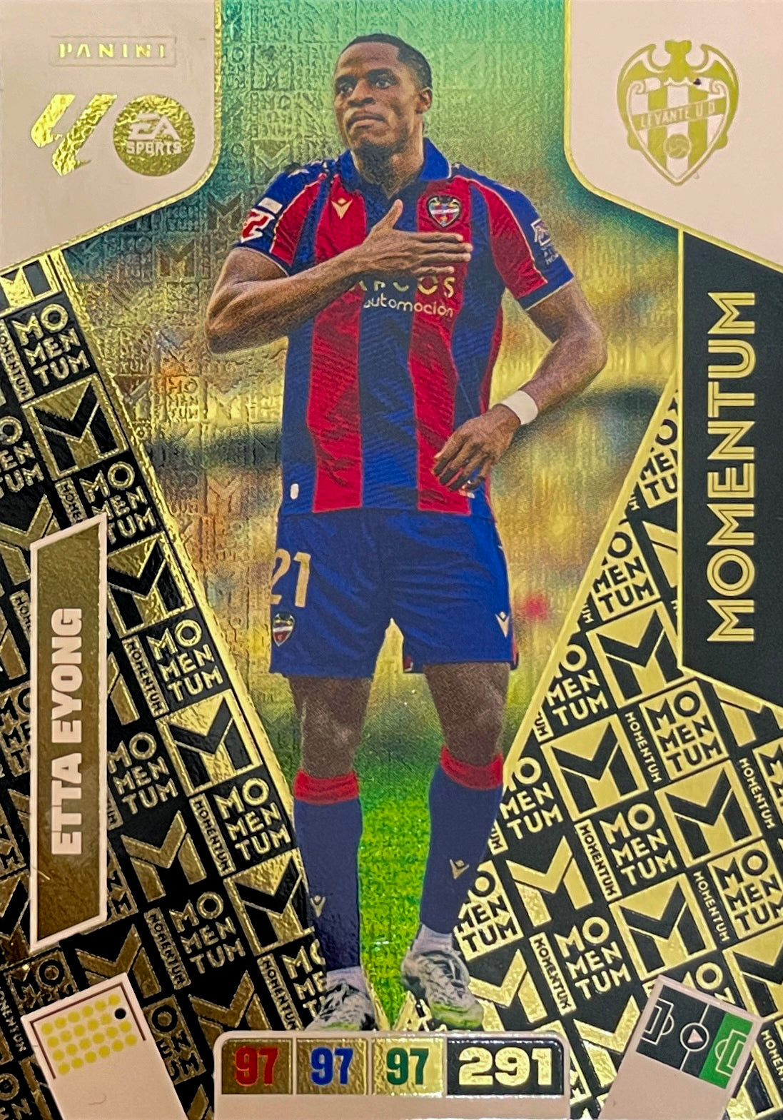 Etta Eyong Momentum (MOM4) - Adrenalyn XL 2025/2026