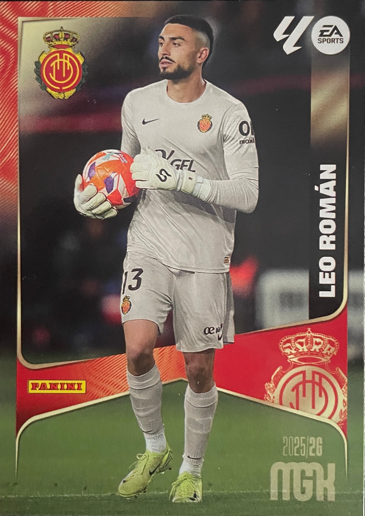 Leo Roman Básica (237)  - Megacracks 2025/2026