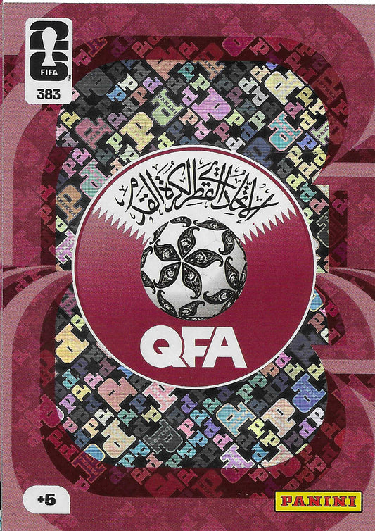 Escudo Qatar (383)  - Adrenalyn XL World Cup 2026